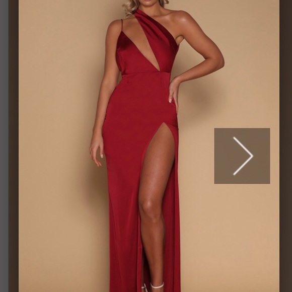 Evening dress - Picture 1 of 2